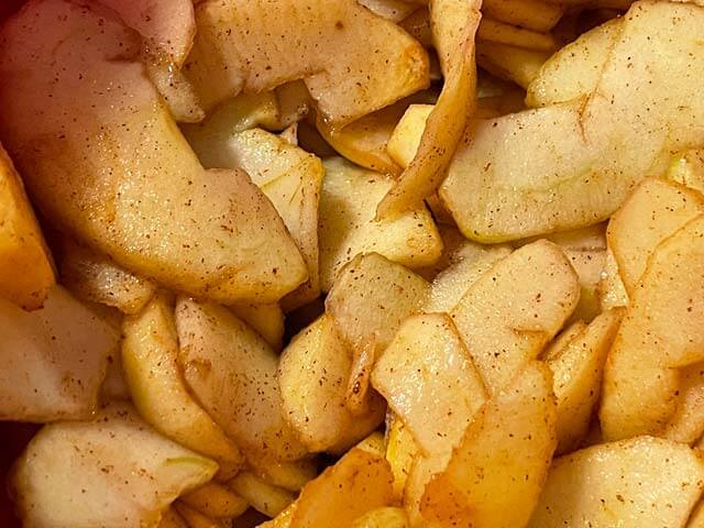 mele speziate per il ripieno della torta americana alle mele