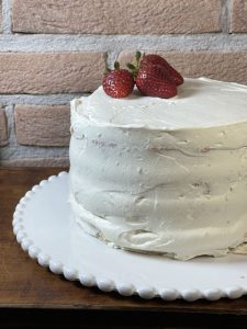 Chiffon Cake farcita per compleanno con le fragole