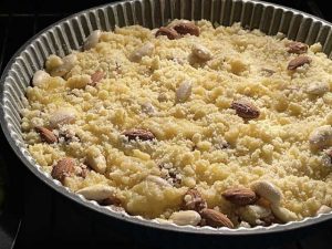 impasto della sbrisolona senza glutine prima di infornare