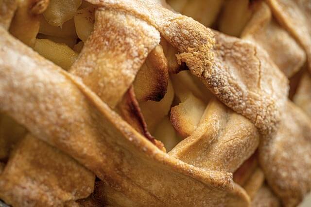 particolare delle losanghe della torta americana alle mele