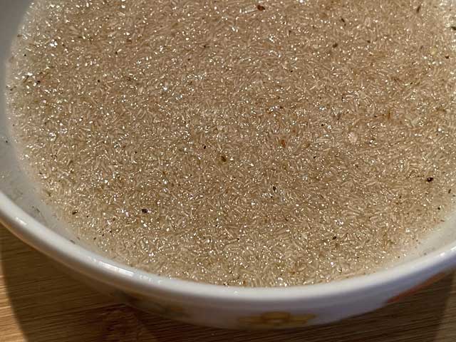Bucce di psillio in cucina idratate da aggiungere all'impasto