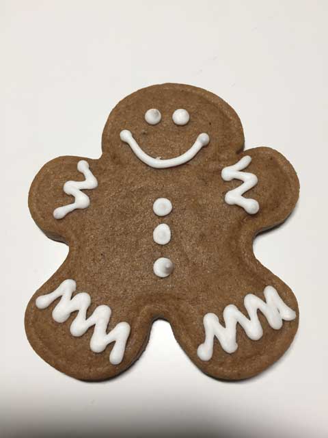 Biscotti pan di zenzero senza glutine a forma di omino che sorride