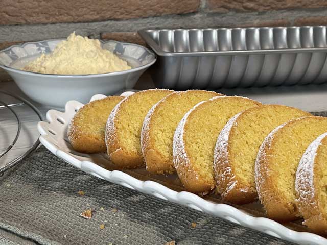 Amor Polenta senza glutine affettato con zucchero a velo