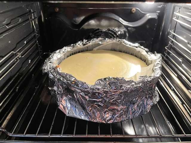 New York cheesecake vegana cotta lentamente in forno