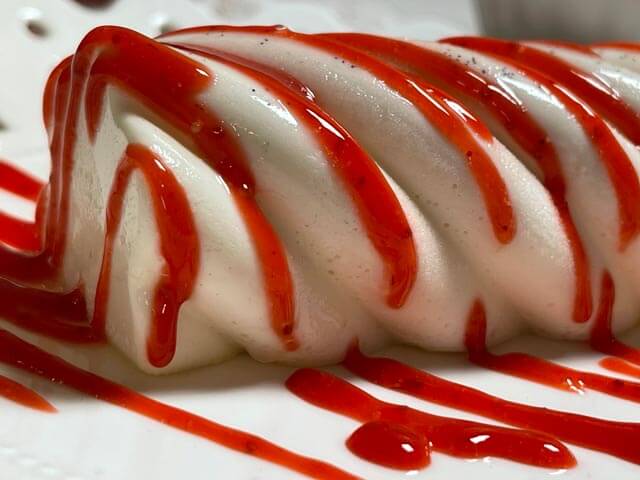 panna cotta senza glutine pronta da servire