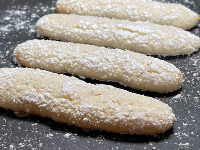 biscotti savoiardi senza uova vegani fatti in casa