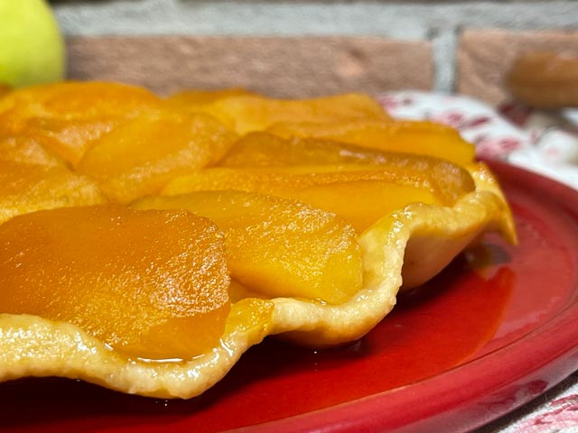 torta tarte tatin mele caramello e pasta brisè