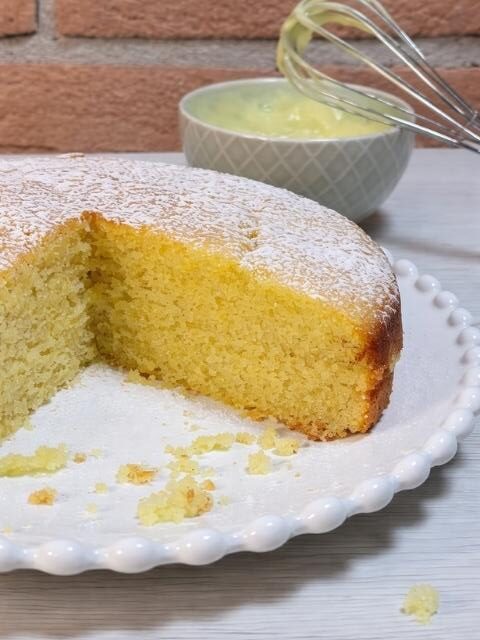 interno della torta al limone vegana leggera e soffice