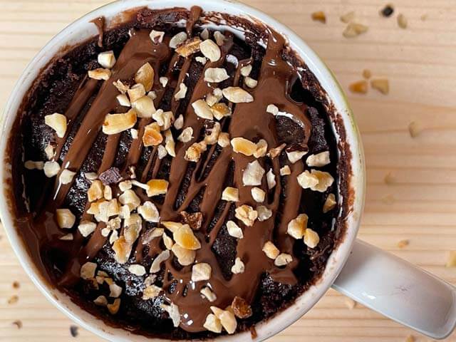 torta in tazza al microonde senza uova golosa