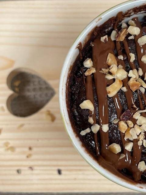 torta in tazza vegana cotta nel microonde