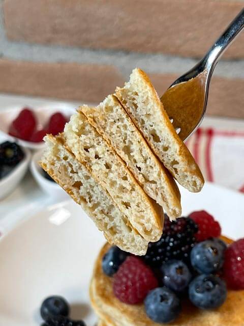 interno sofficissimo dei pancakes vegani