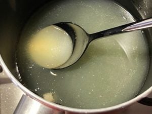 limone e gelatina in fogli ammolata nel pentonino