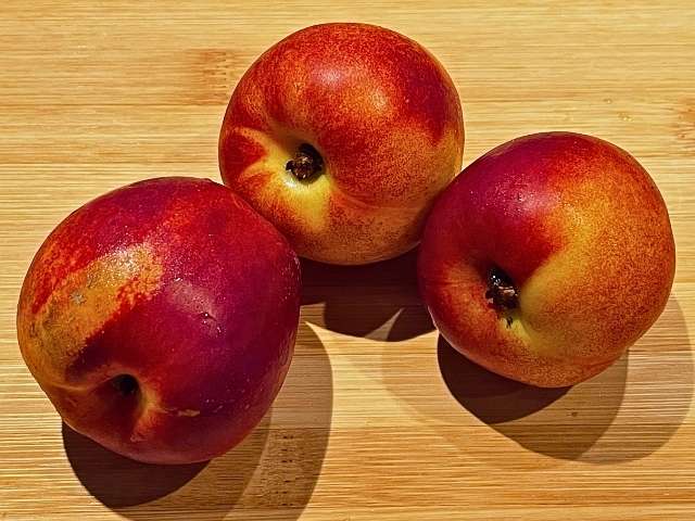 pesche noci che ho utilizzato per la ricetta clafoutis di pesche