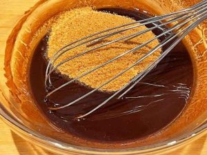 zucchero di canna per l'impasto dei i brownies al microonde