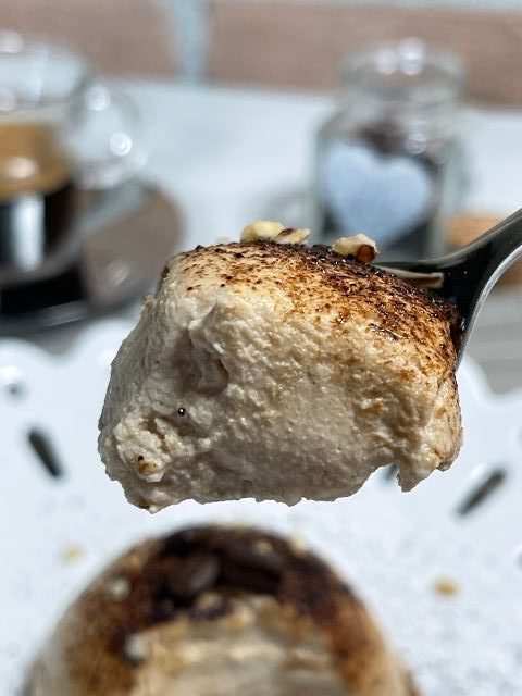 semifreddo al caffè cremoso al cucchiaio