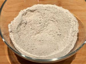 farina di castagne dal caratteristico color nocciola che la rende inconfondibile