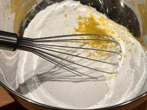 ingredienti secchi della ricetta chiffon cake senza glutine