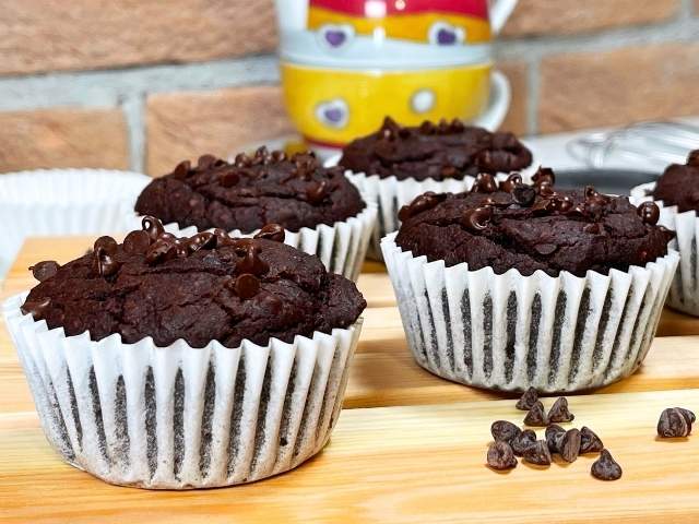 muffin vegani al cioccolato fondente morbidi e soffici