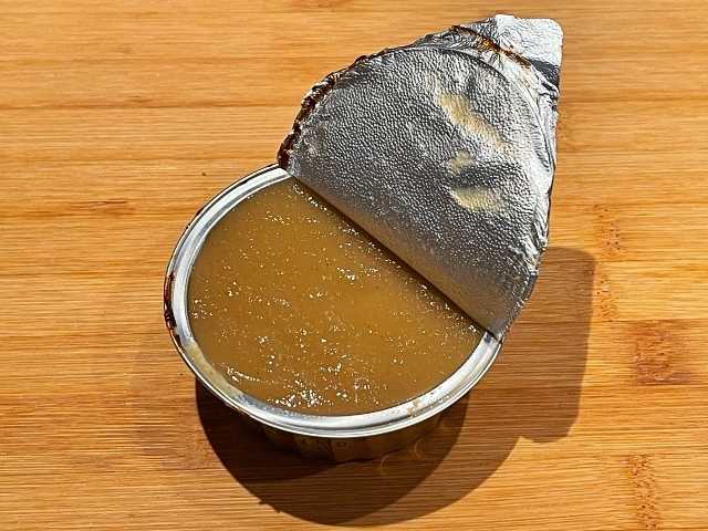 purea di mele per dare morbidezza all'impasto dei muffin vegani al cioccolato