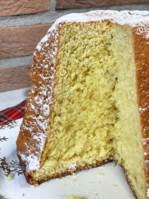 interno soffice e alveolato del miglior pandoro vegano