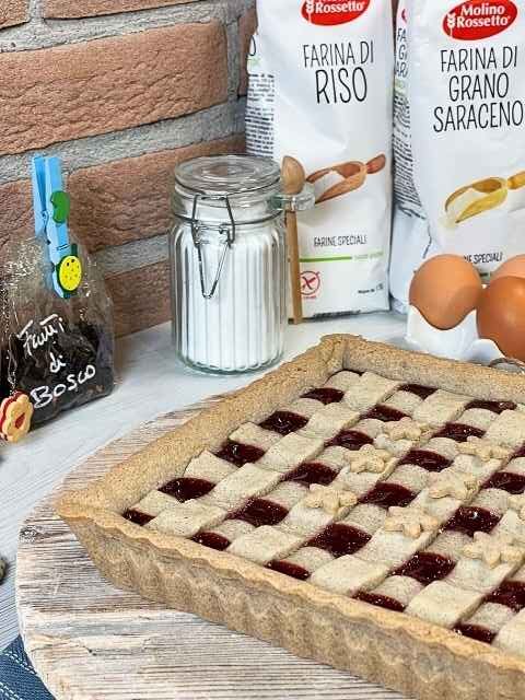 crostata con farina di grano saraceno preparata con le farine di Molino Rossetto