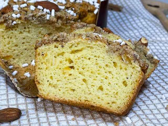 fetta di colomba senza glutine fatta in casa