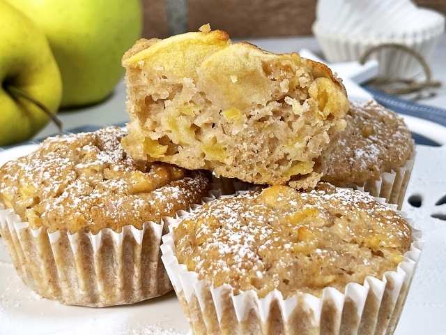interno muffin vegani alle mele morbidi e umidi