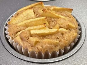 muffin vegani alle mele appena sfornati