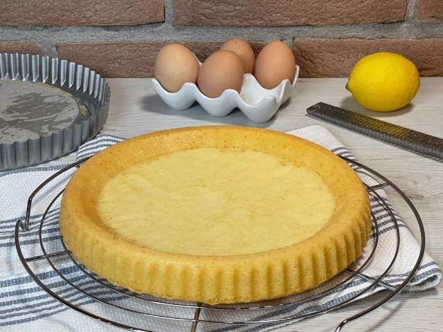 scanalatura della crostata morbida senza glutine