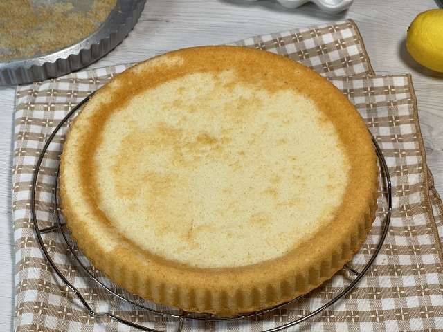 crostata morbida senza glutine rovinata dopo averla sformata