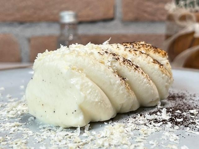 semifreddo con latte condensato facile e cremoso